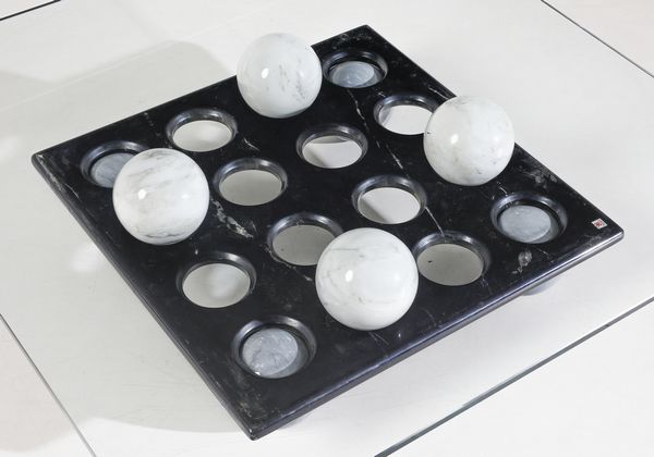 BERNINI : Tavolino da salotto  - Asta Asta 447 | DESIGN E ARTI DECORATIVE DEL NOVECENTO Online - Associazione Nazionale - Case d'Asta italiane