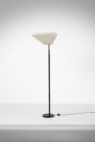 AALTO ALVAR (1898 - 1976) : Lampada da terra mod. A805 per Artek  - Asta Asta 447 | DESIGN E ARTI DECORATIVE DEL NOVECENTO Online - Associazione Nazionale - Case d'Asta italiane