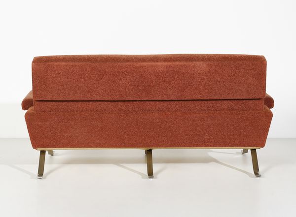 PARISI ICO (1916 - 1996) : nello stile di. Divano a tre posti  - Asta Asta 447 | DESIGN E ARTI DECORATIVE DEL NOVECENTO Online - Associazione Nazionale - Case d'Asta italiane