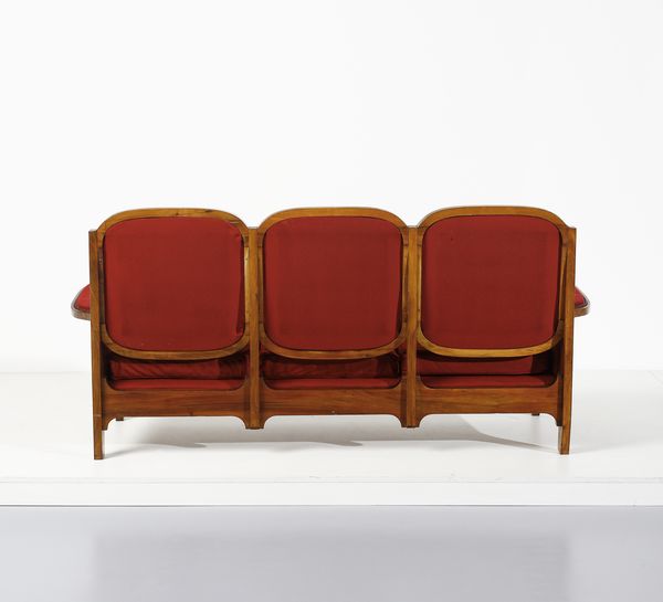 MANIFATTURA ITALIANA : Divano a tre posti  - Asta Asta 447 | DESIGN E ARTI DECORATIVE DEL NOVECENTO Online - Associazione Nazionale - Case d'Asta italiane