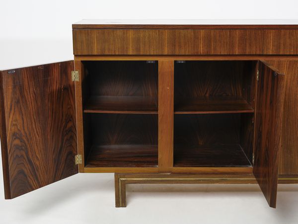 MANIFATTURA ITALIANA : Credenza a sei ante  - Asta Asta 447 | DESIGN E ARTI DECORATIVE DEL NOVECENTO Online - Associazione Nazionale - Case d'Asta italiane