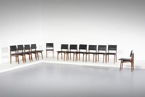 FRANCO ALBINI (1905-1977) & FRANCA HELG (1920-1989) : Dodici sedie mod. SD9 Luisella per Poggi, Pavia  - Asta Asta 447 | DESIGN E ARTI DECORATIVE DEL NOVECENTO Online - Associazione Nazionale - Case d'Asta italiane