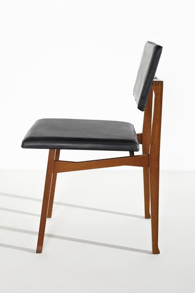 FRANCO ALBINI (1905-1977) & FRANCA HELG (1920-1989) : Dodici sedie mod. SD9 Luisella per Poggi, Pavia  - Asta Asta 447 | DESIGN E ARTI DECORATIVE DEL NOVECENTO Online - Associazione Nazionale - Case d'Asta italiane