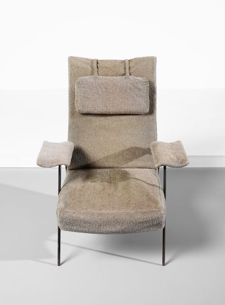 ROBIN DAY  (1915 - 2010) : attribuito. Coppia di poltrone simili al mod. Reclining chair  - Asta Asta 447 | DESIGN E ARTI DECORATIVE DEL NOVECENTO Online - Associazione Nazionale - Case d'Asta italiane