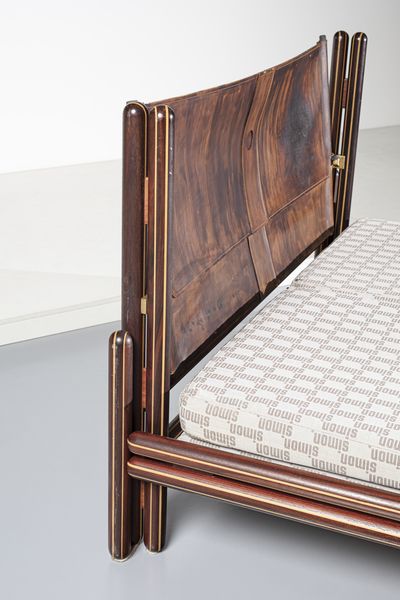 SCARPA CARLO (1906 - 1978) : Letto matrimoniale mod. Toledo per Simon, San Lazzaro di Savena  - Asta Asta 447 | DESIGN E ARTI DECORATIVE DEL NOVECENTO Online - Associazione Nazionale - Case d'Asta italiane