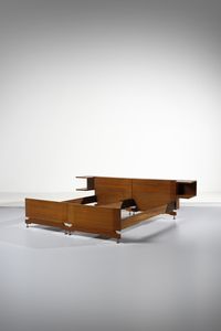 BRUSADELLI GIUSEPPE - Due letti singoli con comodino pensile per Gbl, Lecco