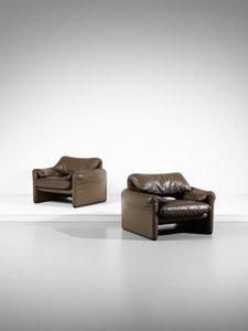 MAGISTRETTI VICO (1920 - 2006) - Coppia di poltrone mod. Maralunga per Cassina, Meda