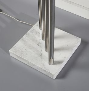 MOSCHENI SERGIO : Lampada da terra mod. Giraffa per Selenova, Italia  - Asta Asta 447 | DESIGN E ARTI DECORATIVE DEL NOVECENTO Online - Associazione Nazionale - Case d'Asta italiane