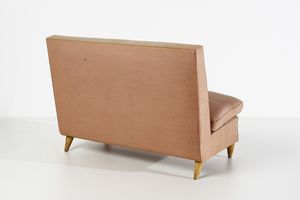 PONTI GIO (1891 - 1979) : attribuito. Divano a due posti per Casa Moderna, Italia  - Asta Asta 447 | DESIGN E ARTI DECORATIVE DEL NOVECENTO Online - Associazione Nazionale - Case d'Asta italiane
