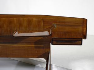 PONTI GIO (1891 - 1979) : nello stile di. Letto matrimoniale con comodini pensili e pianetti mobili  - Asta Asta 447 | DESIGN E ARTI DECORATIVE DEL NOVECENTO Online - Associazione Nazionale - Case d'Asta italiane