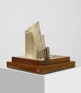 SUPERSTUDIO : Modellino della Banca di Credito Cooperativo dell'Alta Brianza. argentiere Guanziroli  - Asta Asta 447 | DESIGN E ARTI DECORATIVE DEL NOVECENTO Online - Associazione Nazionale - Case d'Asta italiane