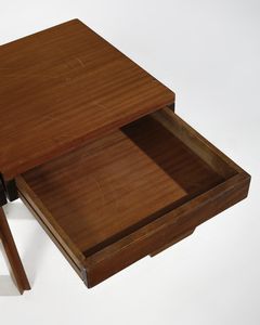 ANGELO MANGIAROTTI (1921-2012) & BRUNO MORASSUTTI (1920-2008) : Coppia di comodini con panca per Mascheroni, Italia  - Asta Asta 447 | DESIGN E ARTI DECORATIVE DEL NOVECENTO Online - Associazione Nazionale - Case d'Asta italiane