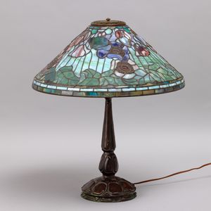 Louis Comfort Tiffany, New York 1900 ca  - Asta Arti Decorative Europee del '900 - Associazione Nazionale - Case d'Asta italiane