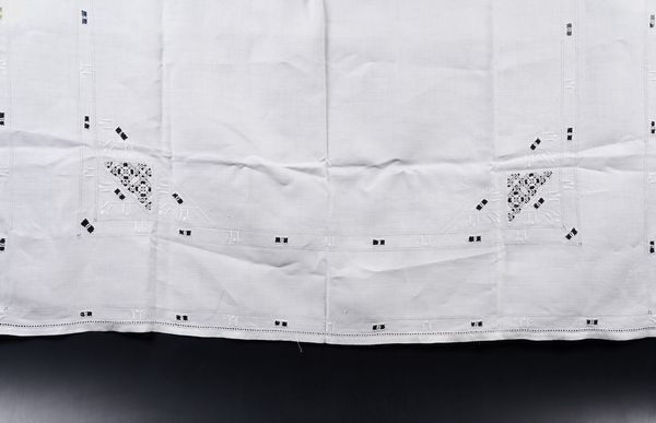 Tovaglia da t�.  - Asta Arredo per la Tavola - Associazione Nazionale - Case d'Asta italiane