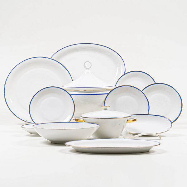 Servizio da tavola.<BR>Germania, Manifattura �Porzellanfabrik Bavaria�. XX secolo.  - Asta Arredo per la Tavola - Associazione Nazionale - Case d'Asta italiane