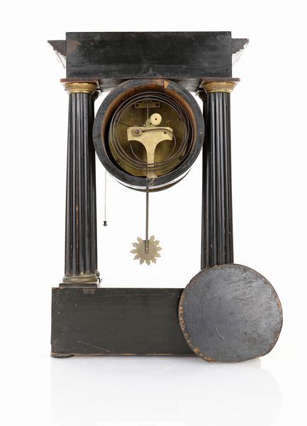 Pendola a portico in legno, Vienna, seconda met� del XIX secolo  - Asta Antiquariato - Icone, Arredi, Sculture, Oggetti d'Arte - Associazione Nazionale - Case d'Asta italiane