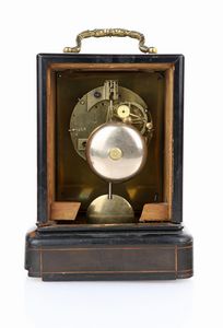 Pendola da viaggio in legno intarsiato, Lain� � Paris, 1830  - Asta Antiquariato - Icone, Arredi, Sculture, Oggetti d'Arte - Associazione Nazionale - Case d'Asta italiane