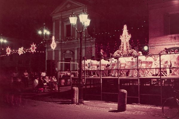 Luigi Ghirri : Formigine, da Il profilo delle nuvole  - Asta Fotografia - Associazione Nazionale - Case d'Asta italiane