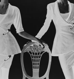 Karl Lagerfeld - Senza titolo (la sedia in negativo)