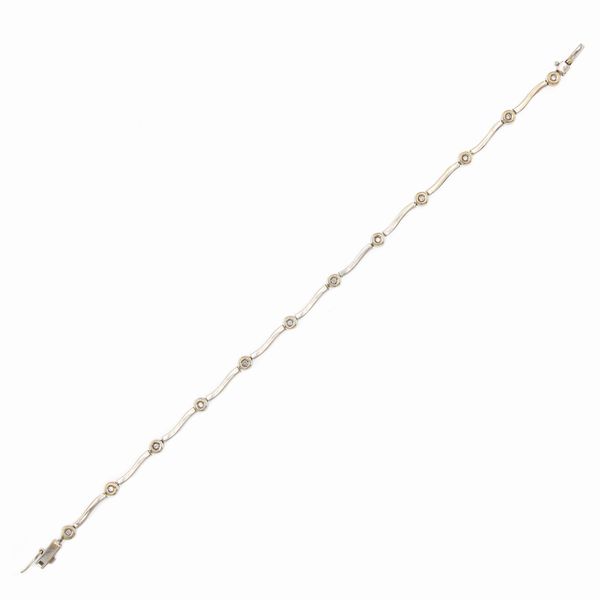 Bracciale in oro bianco 18kt e diamanti  - Asta Gioielli e Orologi Web Only - Associazione Nazionale - Case d'Asta italiane