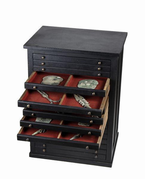 . : Rara collezione composta da 62 bronzi Harappa, Valle dell'Indo.  - Asta Asta 450 | WUNDERKAMMER, CURIOSITIES & ETNOGRAFICA - A GENTLEMAN' S CABINET OF CURIOSITIES Online - Associazione Nazionale - Case d'Asta italiane