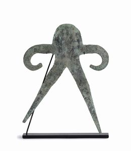 . - Idolo antropomorfo in bronzo proveniente dalla cultura Harappa della Valle d'Indo.Riferibile al II millennio a.C.