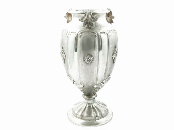 Vaso in argento  - Asta Casa Lazzi - parte prima Arredi, dipinti, vetri di Murano, curiosit - Associazione Nazionale - Case d'Asta italiane