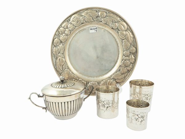 Lotto di argenteria per la tavola  - Asta Casa Lazzi - parte prima Arredi, dipinti, vetri di Murano, curiosit - Associazione Nazionale - Case d'Asta italiane