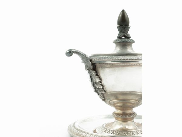 Servizio da t� e caff� in argento  - Asta Casa Lazzi - parte prima Arredi, dipinti, vetri di Murano, curiosit� - Associazione Nazionale - Case d'Asta italiane