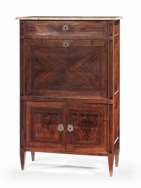 Secretaire in listra di noce con intarsi in legni vari  - Asta Importanti Arredi, Maioliche, Sculture e Dipinti Antichi - Associazione Nazionale - Case d'Asta italiane