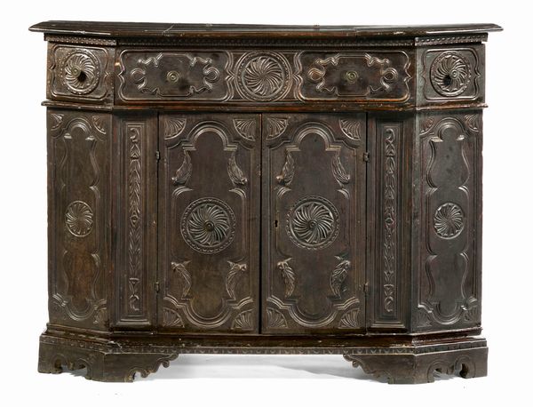 Credenza in legno di noce  - Asta Dipinti e Sculture del XIX e XX secolo - Associazione Nazionale - Case d'Asta italiane