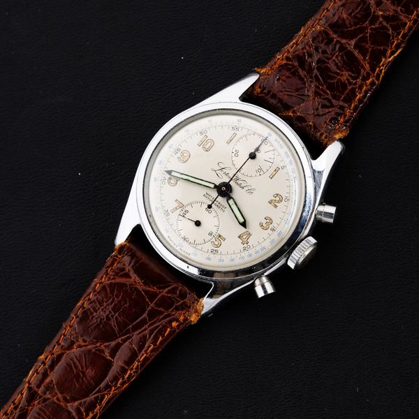 Lorton Watch Co. : Cronografo tasti a pompa in acciaio, carica manuale, quadrante argent� numeri Arabi, 34 mm  - Asta Watches - Associazione Nazionale - Case d'Asta italiane