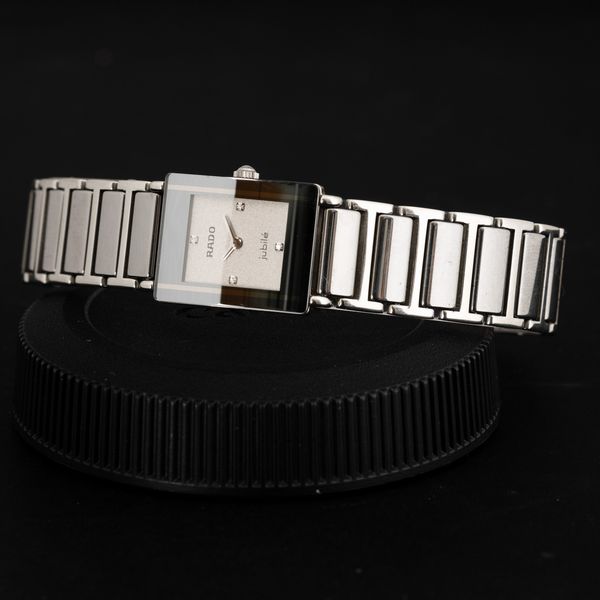 RADO : Jubile in acciaio al quarzo, quadrante grigio Matte 22x18 mm  - Asta Watches - Associazione Nazionale - Case d'Asta italiane