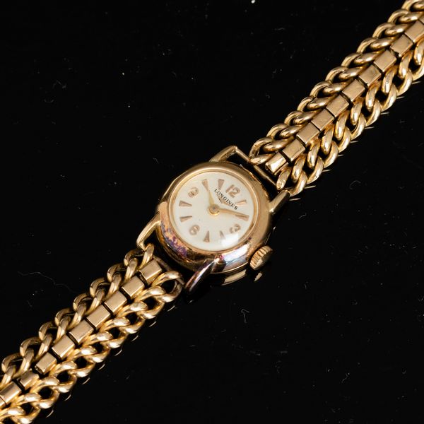 LONGINES : Lady in oro giallo 18k carica manuale, bracciale di produzione nazionale 18 mm  - Asta Watches - Associazione Nazionale - Case d'Asta italiane