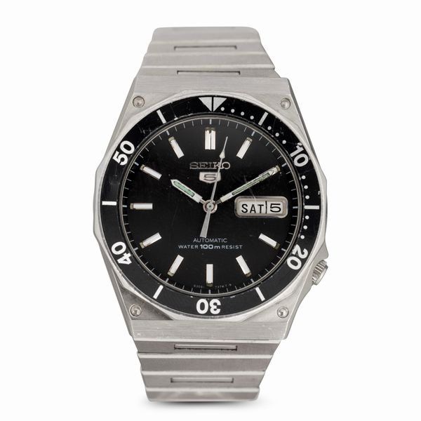 SEIKO : Diver automatico in acciaio con ghiera girevole e indicazione di giorno e data, quadrante nero opaco con corona ad ore 4, 36 mm  - Asta Watches - Associazione Nazionale - Case d'Asta italiane