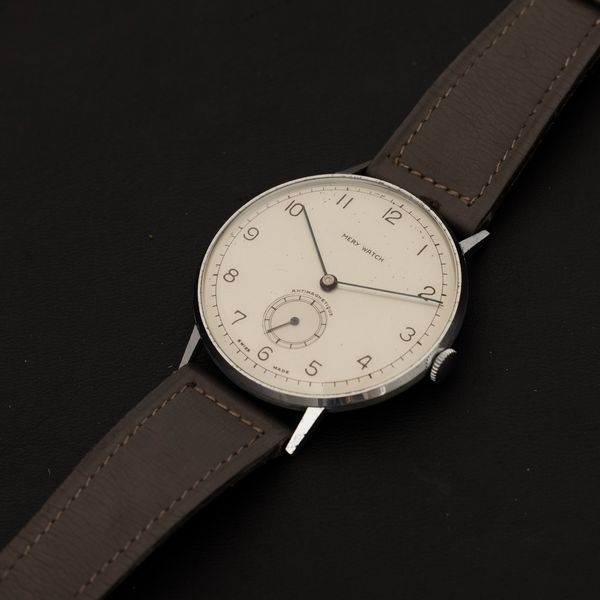 Mery Watch : Antimagnetique in acciaio carica manuale, quadrante Argent� con numeri Arabi, 38 mm  - Asta Watches - Associazione Nazionale - Case d'Asta italiane