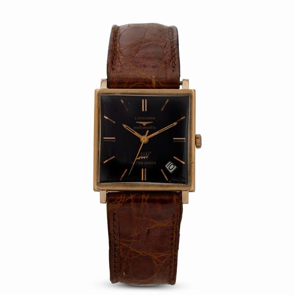 LONGINES : Ultrachron Automatic in oro giallo 18k di forma quadrata, quadrante nero lucido con datario ad ore 5, 30x30 mm  - Asta Watches - Associazione Nazionale - Case d'Asta italiane