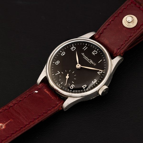 INTERNATIONAL WATCH CO. : Calatrava Gebruder Sulzer in acciaio, quadrante nero galvanico numeri Arabi, carica manuale e piccoli secondi, 30,5 mm  - Asta Watches - Associazione Nazionale - Case d'Asta italiane