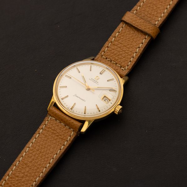 OMEGA : Seamaster in oro giallo 18k con movimento automatico e fondo a vite, indicazione della data, quadrante argent� con indici applicati, 34 mm  - Asta Watches - Associazione Nazionale - Case d'Asta italiane