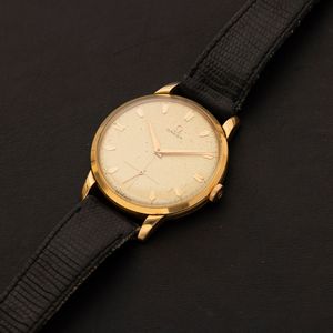 OMEGA : Oversize in oro rosa con anse riportate, carica manuale, quadrante Argent� con indici in oro applicati e secondi ad ore sei, 37 mm  - Asta Watches - Associazione Nazionale - Case d'Asta italiane