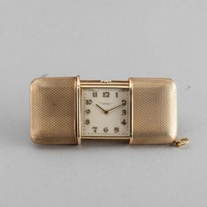 MOVADO : Ermeto Hausmann in oro 9k, carica manuale, quadrante Argent� con numeri applicati e astuccio originale 29x24 mm  - Asta Watches - Associazione Nazionale - Case d'Asta italiane