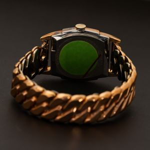 Bulova : Orologio da donna laminato con bracciale elastico, carica manuale, quadrante argent�, 38x28 mm  - Asta Watches - Associazione Nazionale - Case d'Asta italiane