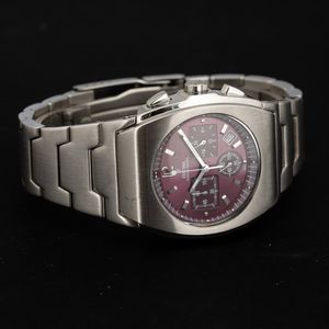 Festina : Chronograph F14 in acciaio di forma tonneau con bracciale integrato, moviento al quarzo con quadrante color vinaccia, 44x39 mm  - Asta Watches - Associazione Nazionale - Case d'Asta italiane