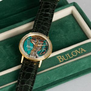 Bulova : Accutron Spaceview in oro giallo 18k, movimento elettromeccanico con scatola e garanzia, 35,5 mm  - Asta Watches - Associazione Nazionale - Case d'Asta italiane