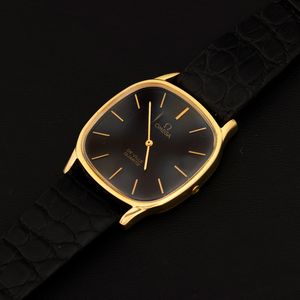 OMEGA : De Ville in oro giallo 18k di forma movimento al quarzo, quadrante nero con indici dorati 31 mm  - Asta Watches - Associazione Nazionale - Case d'Asta italiane