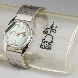 ALEXANDER : Orologio al quarzo di forma con bracciale rigido e vetro esagonale, 34 mm  - Asta Watches - Associazione Nazionale - Case d'Asta italiane