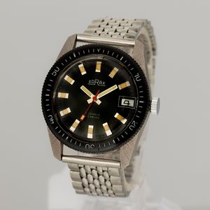 Edrax : Diver in acciaio carica manuale, quadrante nero con indici luminosi, datario e ghiera girevole, 36 mm  - Asta Watches - Associazione Nazionale - Case d'Asta italiane