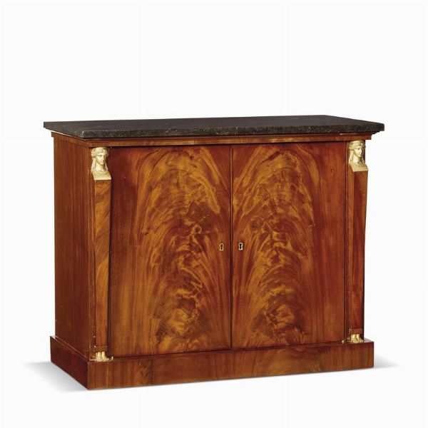 CREDENZA, FRANCIA, PRIMA MET&Agrave; SECOLO XIX  - Asta INTERNATIONAL FINE ART - Associazione Nazionale - Case d'Asta italiane