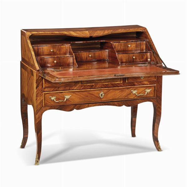 SCRITTOIO A RIBALTA, FRANCIA, SECONDA MET&Agrave; SECOLO XVIII  - Asta INTERNATIONAL FINE ART - Associazione Nazionale - Case d'Asta italiane