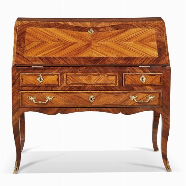 SCRITTOIO A RIBALTA, FRANCIA, SECONDA MET&Agrave; SECOLO XVIII  - Asta INTERNATIONAL FINE ART - Associazione Nazionale - Case d'Asta italiane